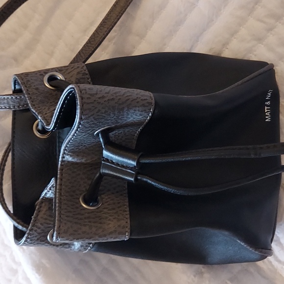 Matt & Nat Bags Matt And Nat Small Vegan Crossbody Bucket Bag